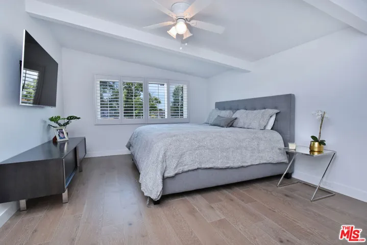 13413 Bayliss Road, Los Angeles, California 90049