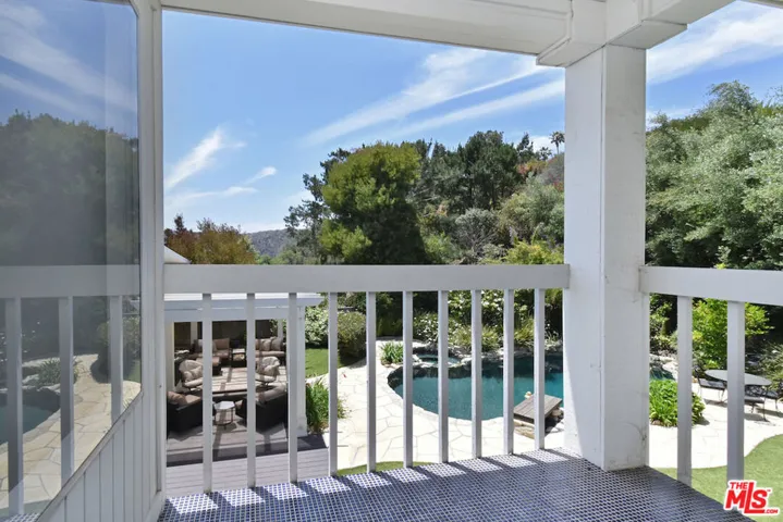 13413 Bayliss Road, Los Angeles, California 90049