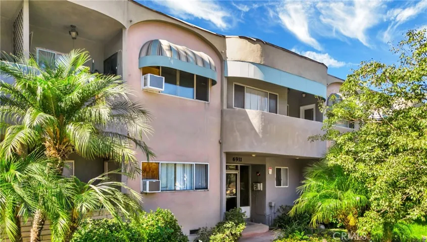 6911 Haskell Avenue, Van Nuys, California 91406