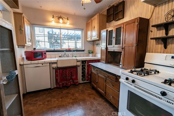 835 Poplar Street, Chico, California 95928