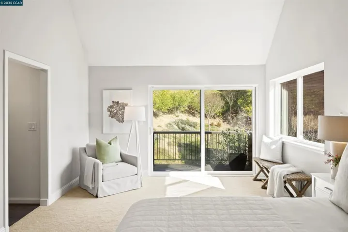 154 Ravenhill Rd, Orinda, California 94563