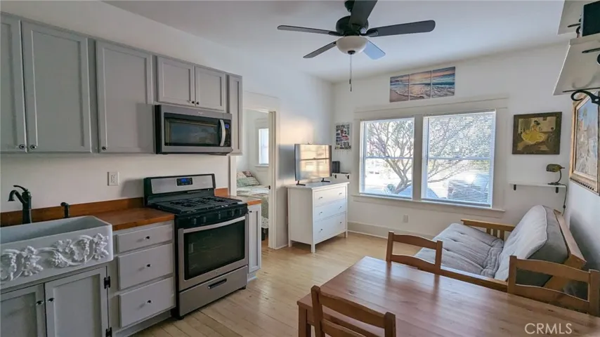 354 Chestnut Avenue 2, Long Beach, California 90802
