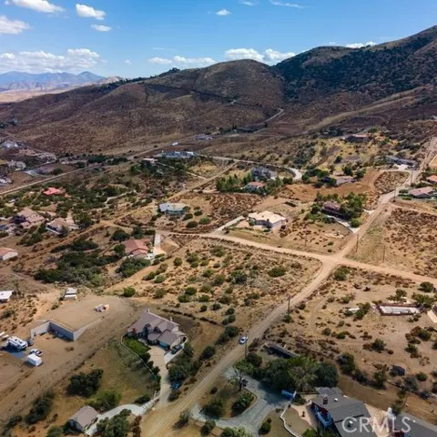 Many homes in the area