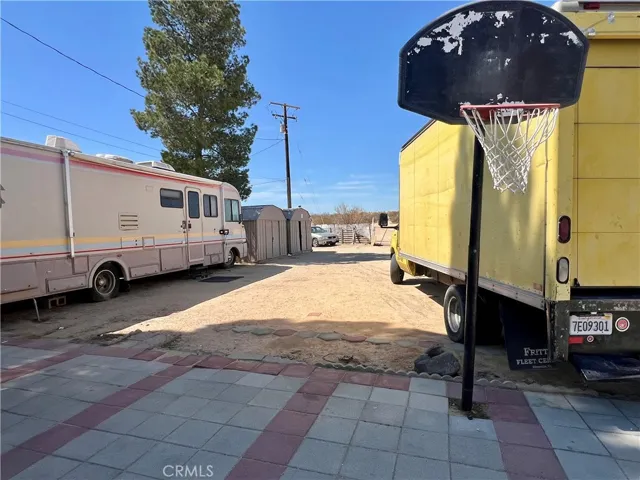 16388 Victoria Drive, Victorville, California 92394