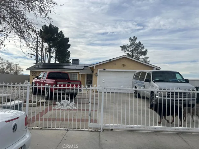 16388 Victoria Drive, Victorville, California 92394