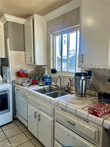 16388 Victoria Drive, Victorville, California 92394