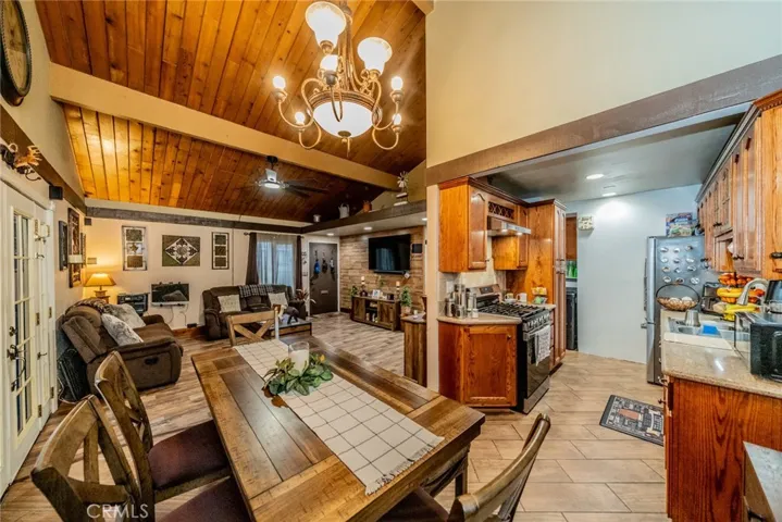 1428 W 8th Street, Upland, California 91786