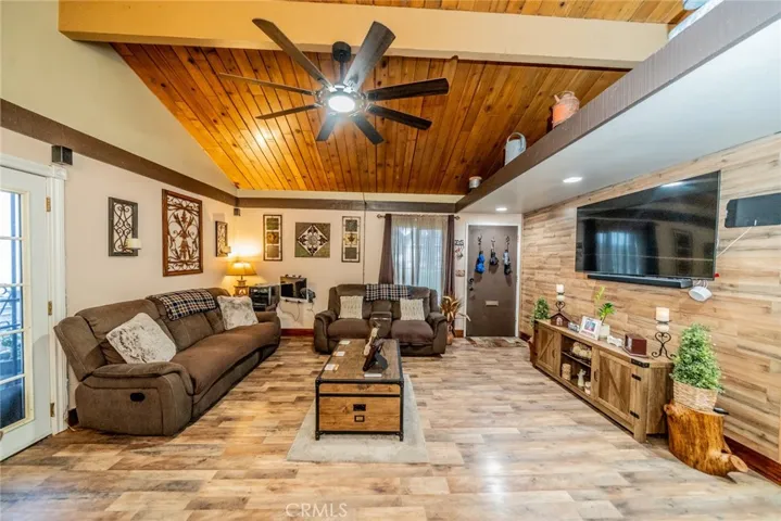 1428 W 8th Street, Upland, California 91786