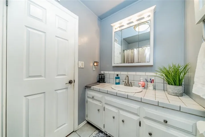 1428 W 8th Street, Upland, California 91786