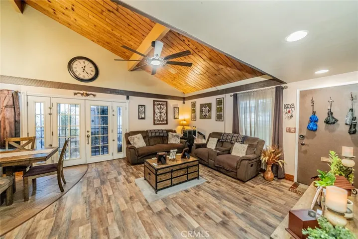 1428 W 8th Street, Upland, California 91786