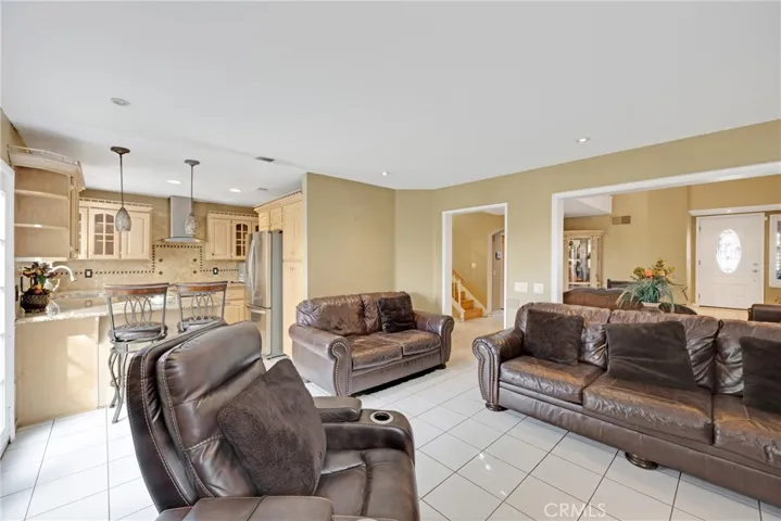 147 Buckeye Street, La Puente, California 91744