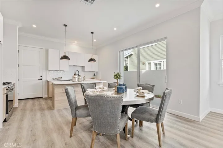 634 W Olive Avenue J, Monrovia, California 91016