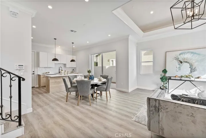 634 W Olive Avenue J, Monrovia, California 91016