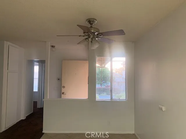 2661  2 bedroom 2 bath front door entry and dining room