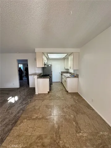 2663 Kitchen view.