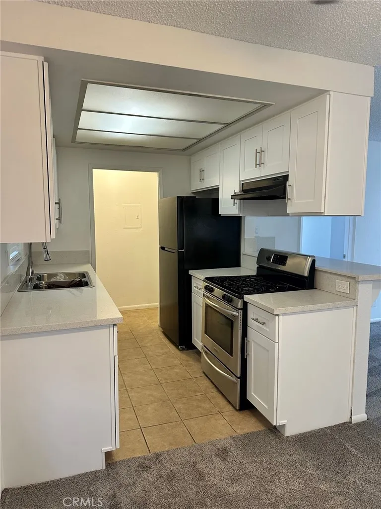 2695 Kitchen view.
