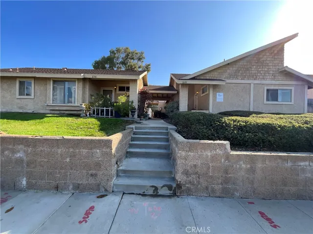 Front of building for 2695