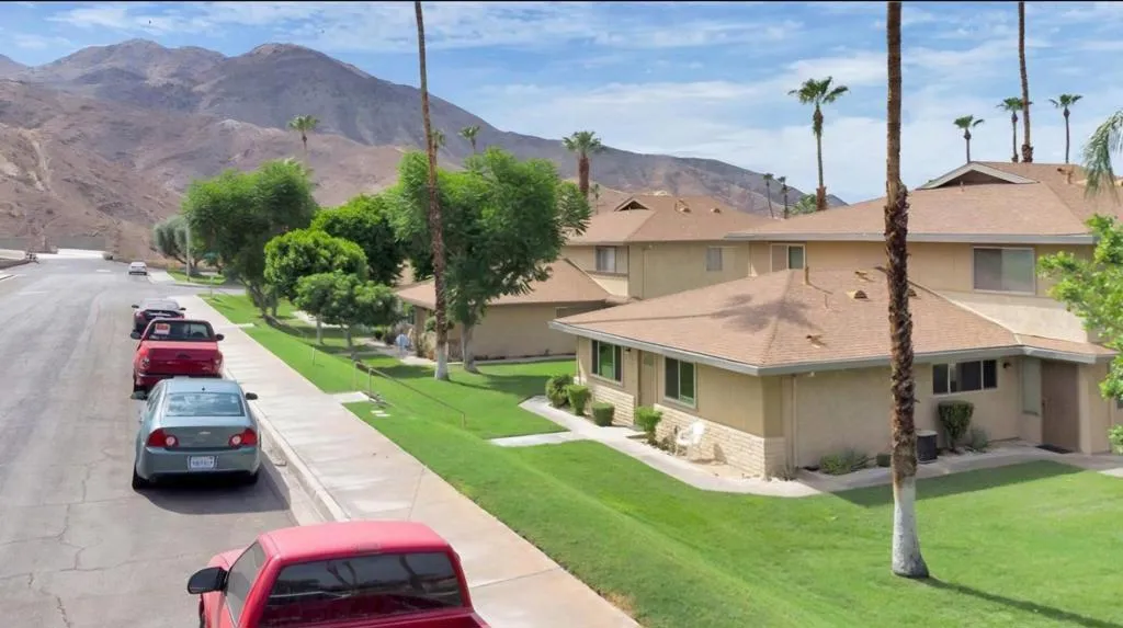 72654 Thrush Road 1, Palm Desert, California 92260 home-pic-2
