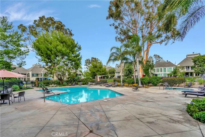 Pool and Jacuzzi