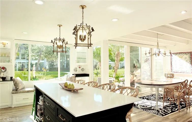 Gourmet kitchen with 9ft island.