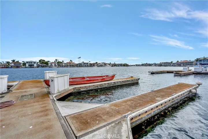 26ft boat slip with easy access to channel.