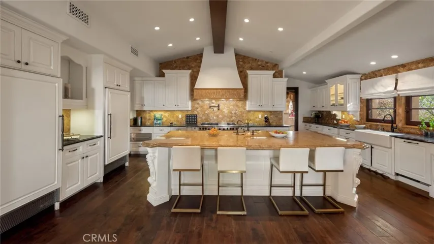 51 Echo Glen, Irvine, California 92603