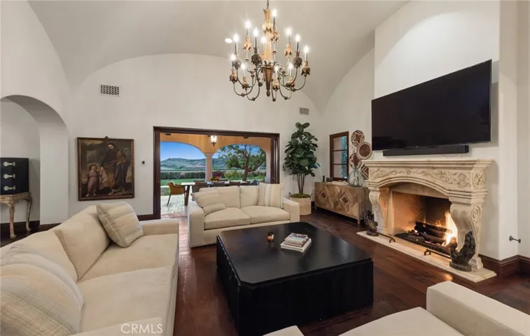 51 Echo Glen, Irvine, California 92603