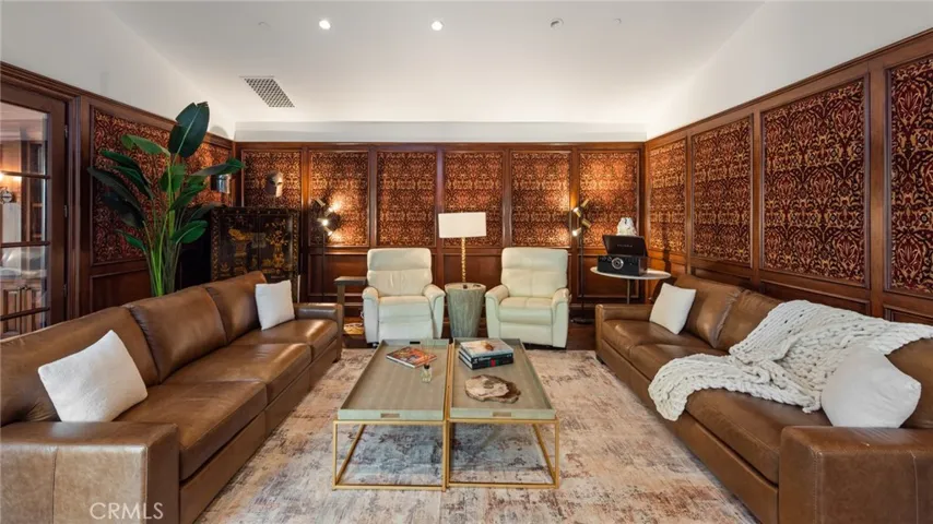 51 Echo Glen, Irvine, California 92603
