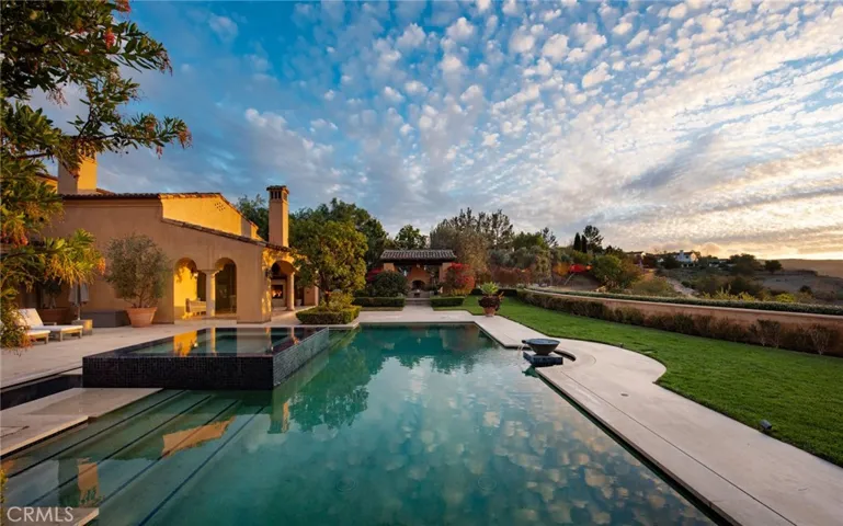 51 Echo Glen, Irvine, California 92603