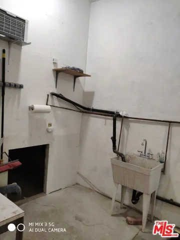 Utility Room Front Right Side View