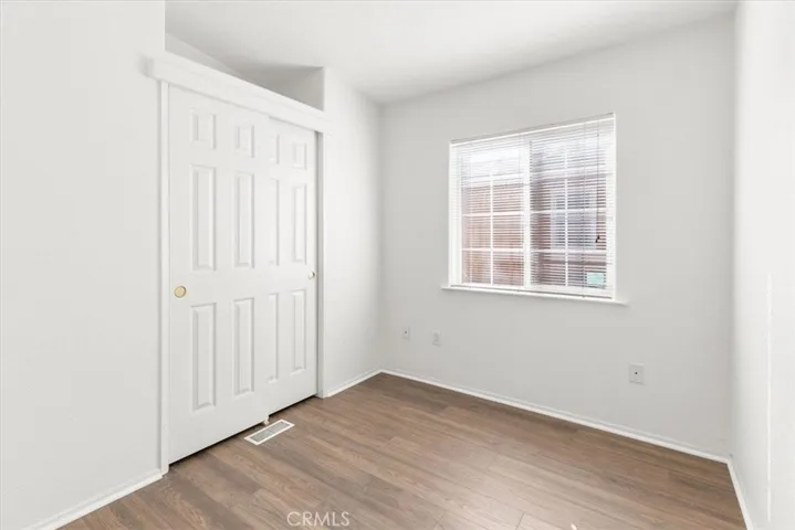 2nd bedroom  (new paint & Flooring)