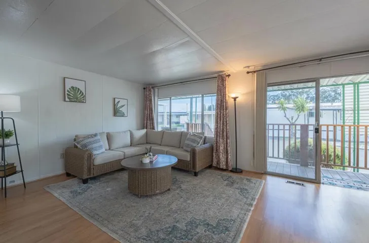 1117 Baldwin Street, Salinas, California 93906