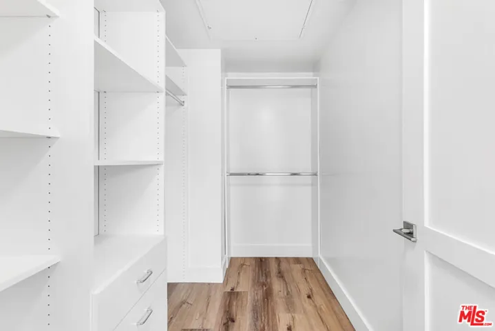 5801 Camerford Avenue Ph4, Los Angeles, California 90038