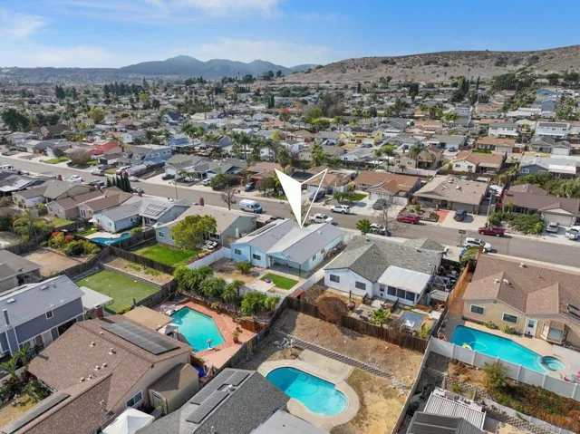 10101 Allenwood Way, Santee, California 92071