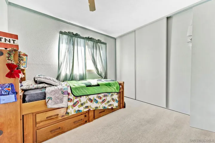 10101 Allenwood Way, Santee, California 92071