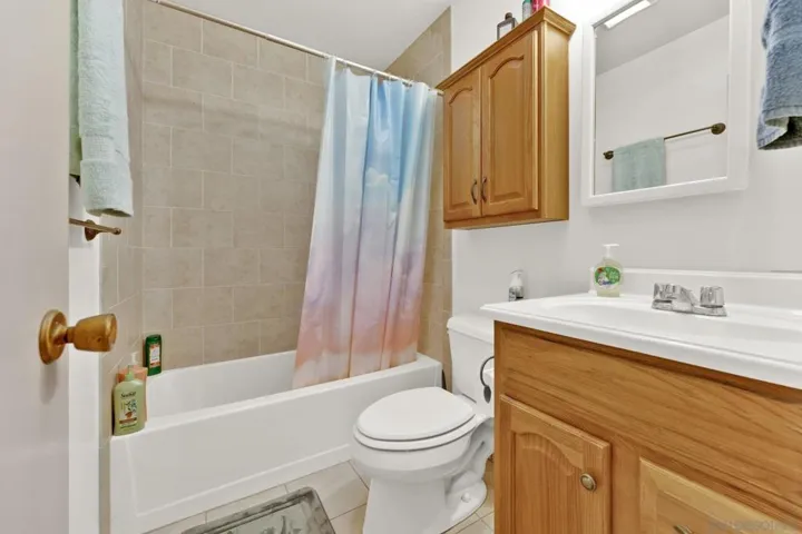 10101 Allenwood Way, Santee, California 92071