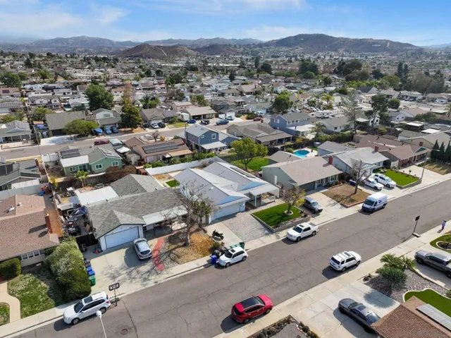 10101 Allenwood Way, Santee, California 92071