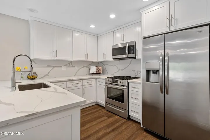 Kitchen pic 2