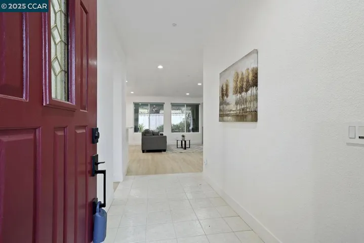 257 Red Mountain Drive, Cloverdale, California 95425-5437