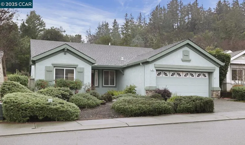257 Red Mountain Drive, Cloverdale, California 95425-5437