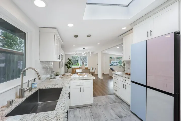 648 Woodhams Road, Santa Clara, California 95051