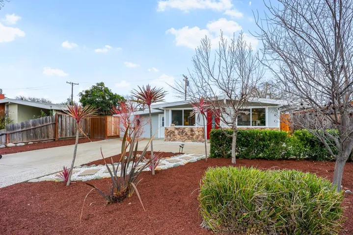 648 Woodhams Road, Santa Clara, California 95051