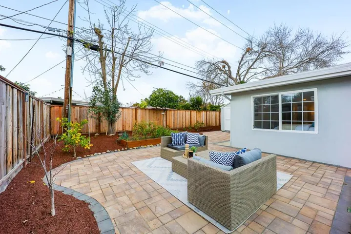 648 Woodhams Road, Santa Clara, California 95051
