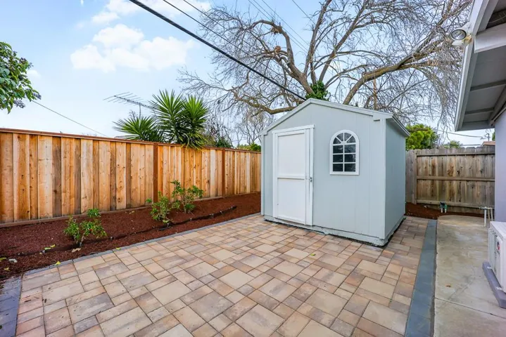 648 Woodhams Road, Santa Clara, California 95051