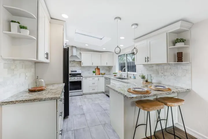 648 Woodhams Road, Santa Clara, California 95051