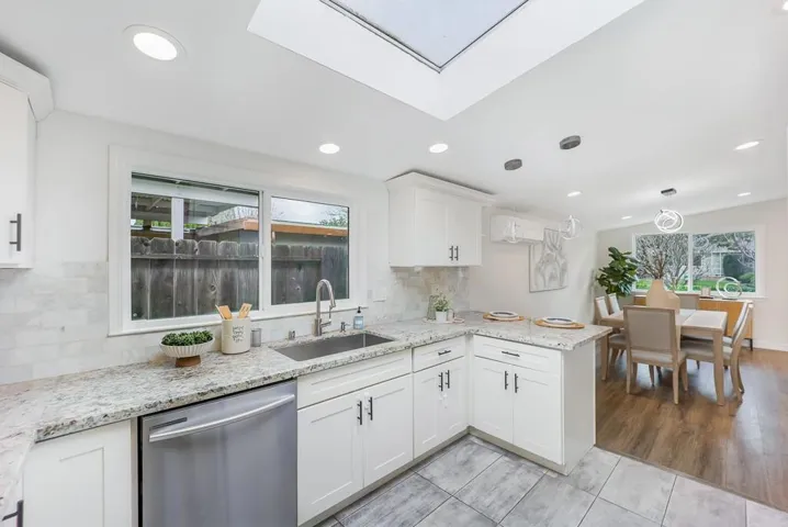 648 Woodhams Road, Santa Clara, California 95051