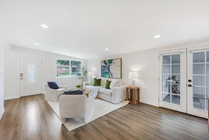 648 Woodhams Road, Santa Clara, California 95051