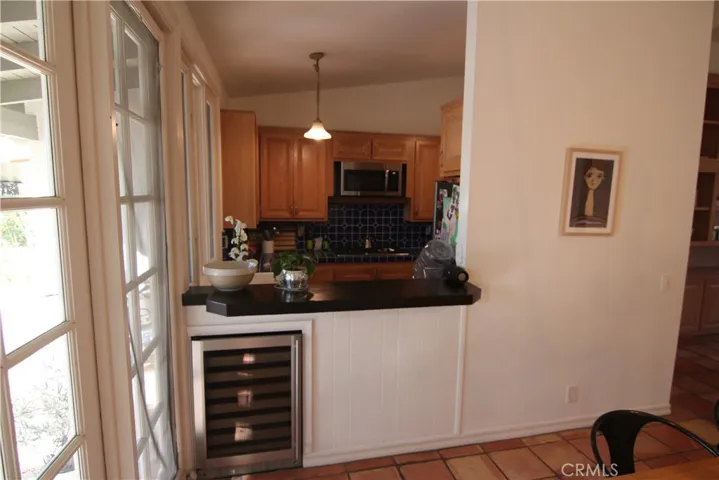 BREAKFAST BAR