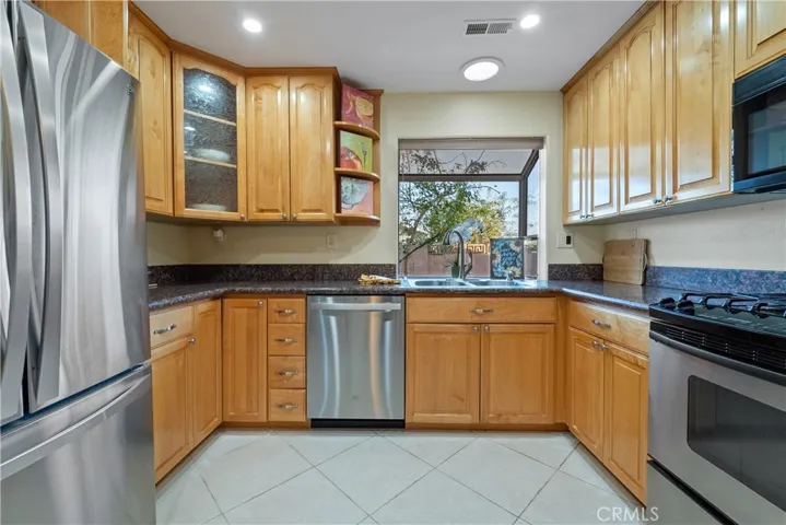 1613 Emeric Avenue, Simi Valley, California 93065