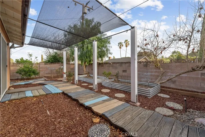 1613 Emeric Avenue, Simi Valley, California 93065